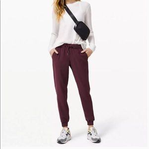 NWT lululemon joggers